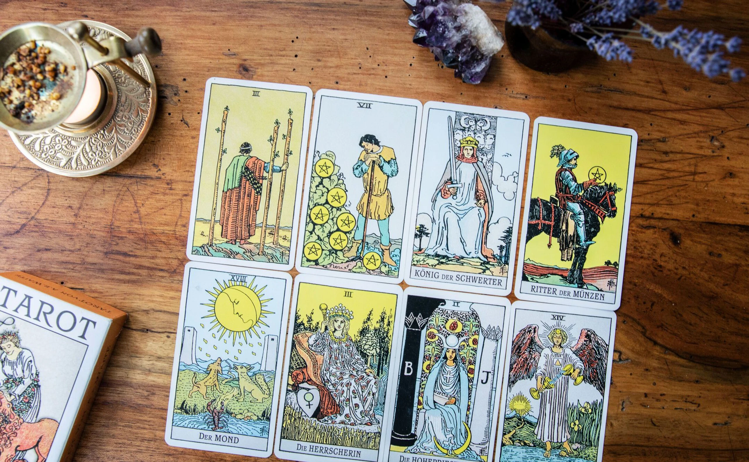 Tarot: Wie du dir die Karten legen und lesen (lassen) kannst