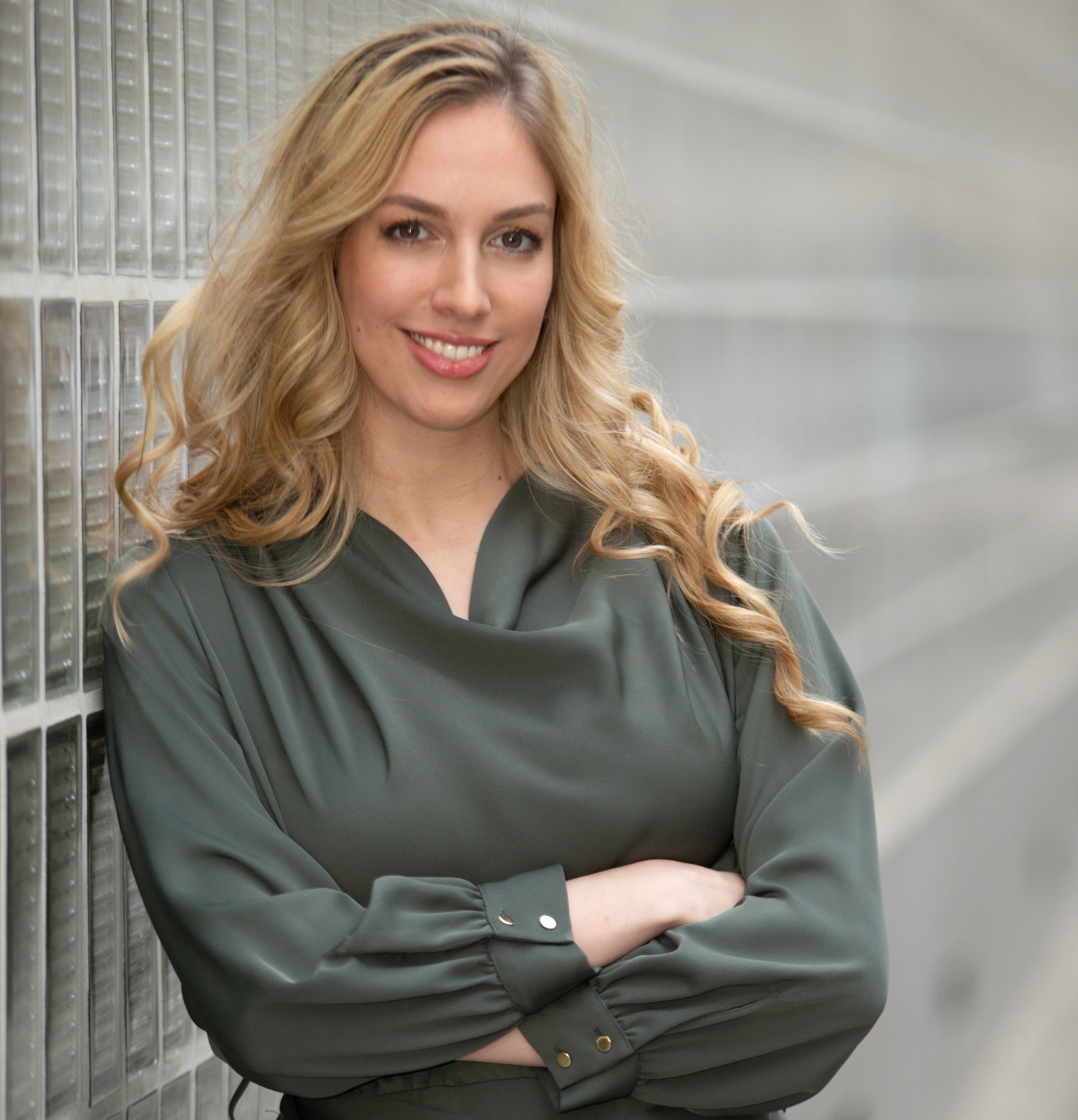 © Thomas Busek Blurred image background