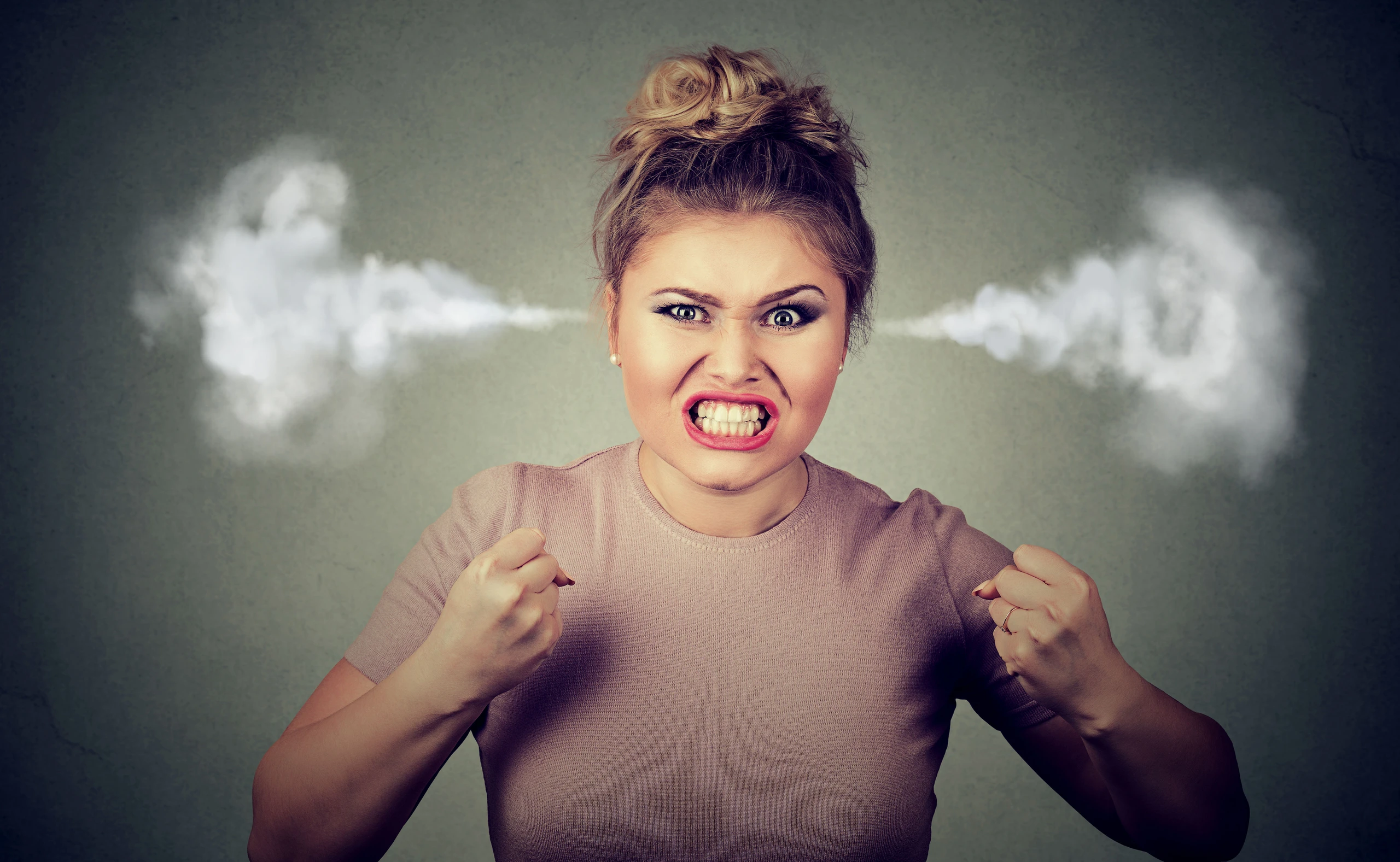 Horoskop: Diese 3 Sternzeichen hassen andere Menschen