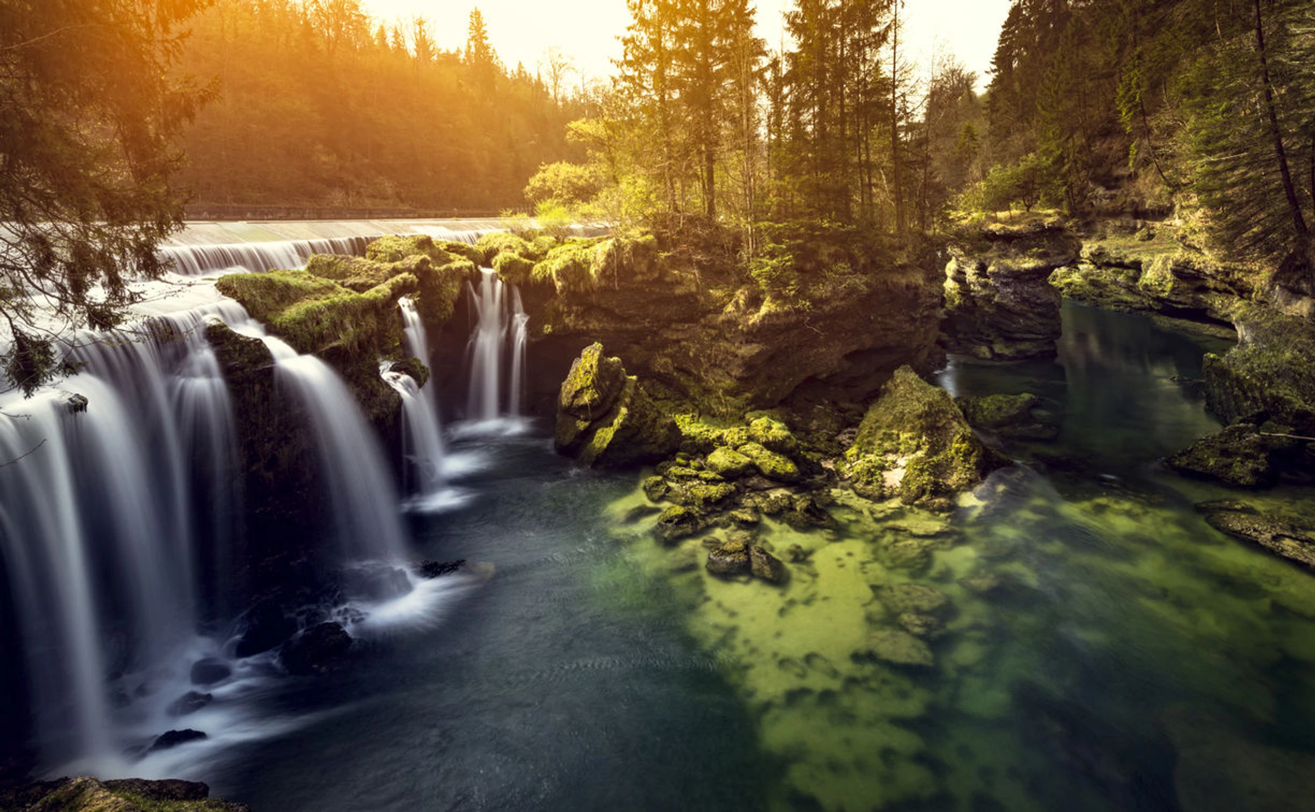 Traunfall: Schöner Wasserfall & Ausflugsziel in Oberösterreich