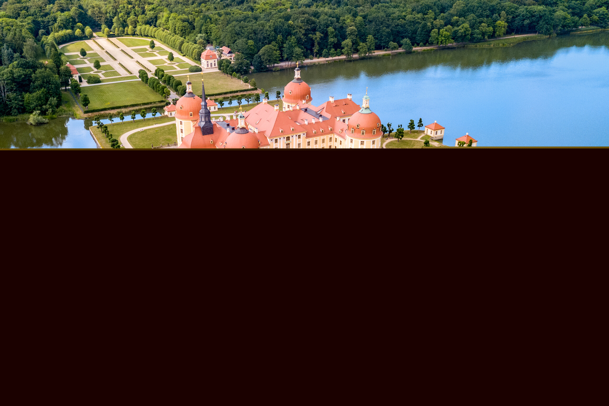 © Arvid Müller, © Arvid Müller Blurred image background