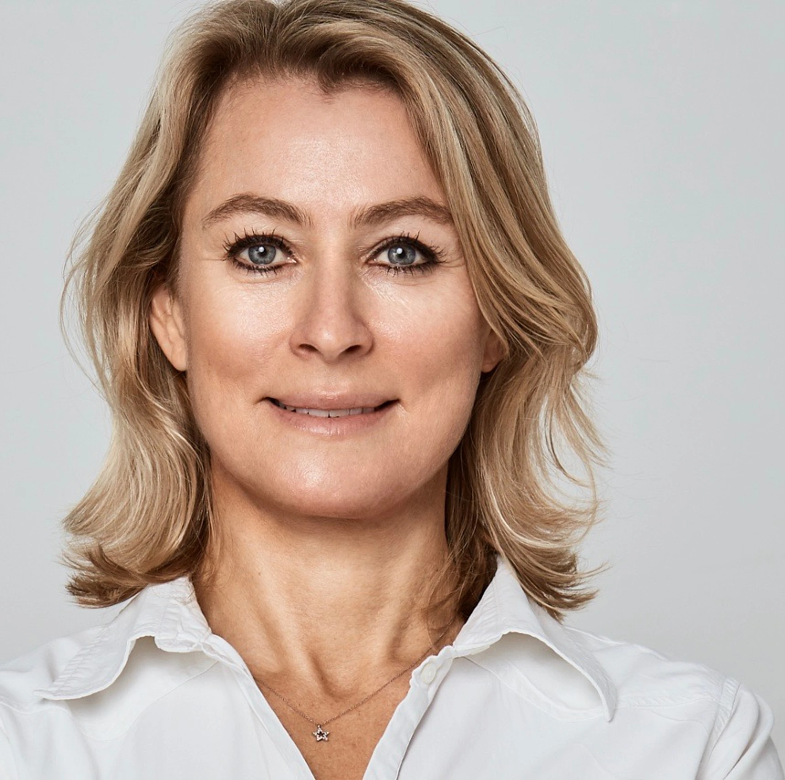 © Woman and Health Blurred image background