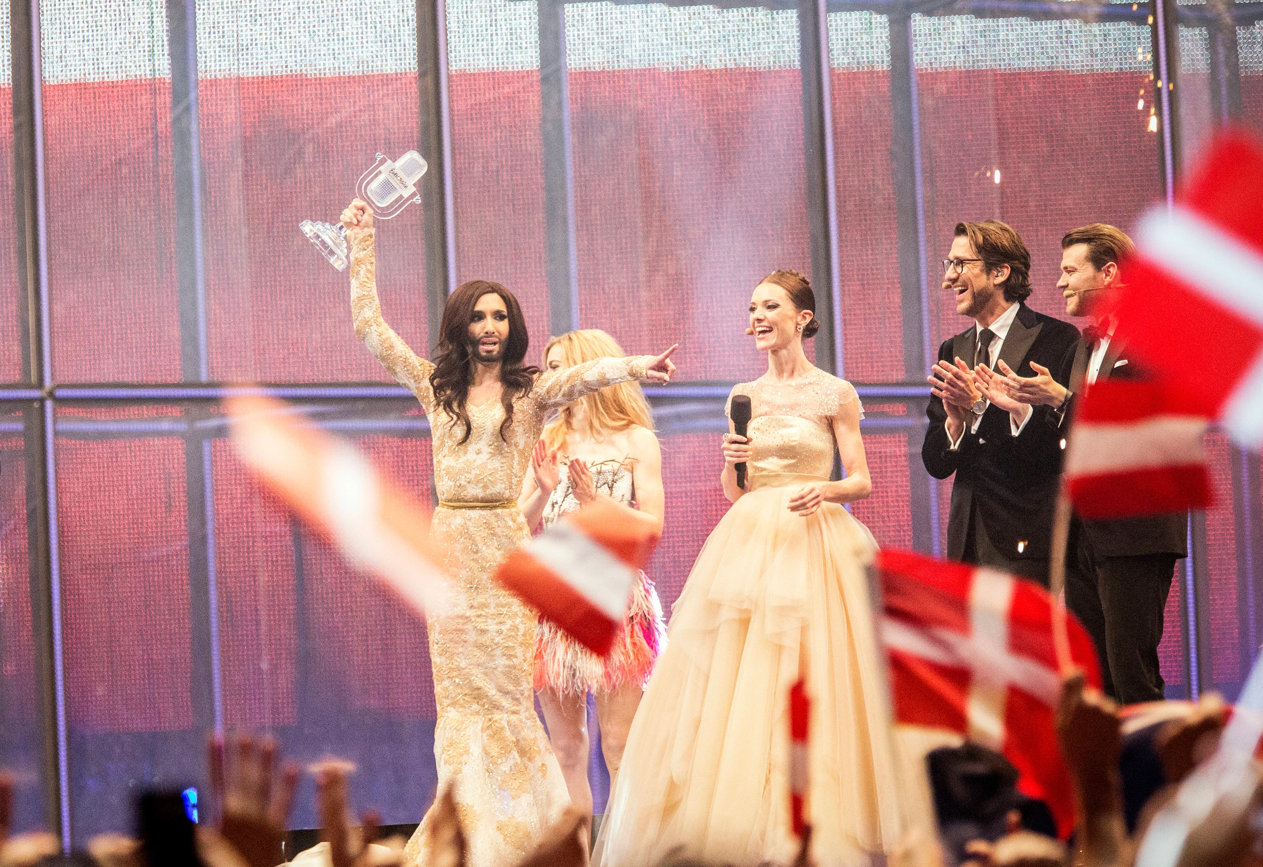 Nationale Persönlichkeiten und Unternehmen / Conchita Wurst