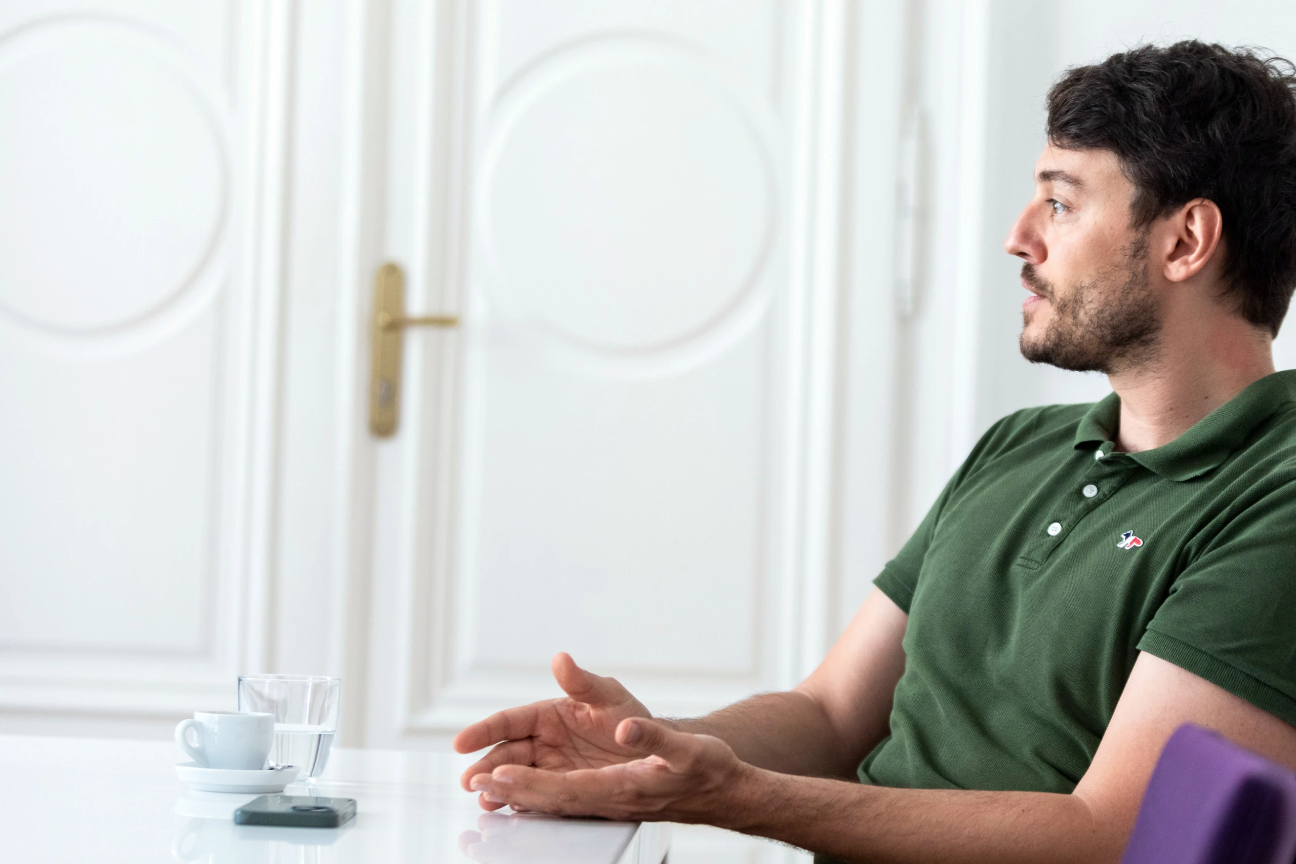 © Elke Mayr Blurred image background