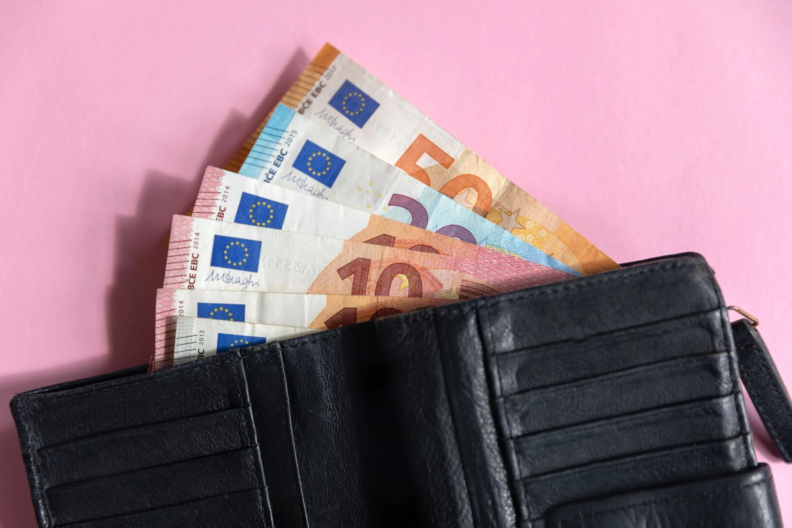 Pink Tax Geld Frauen