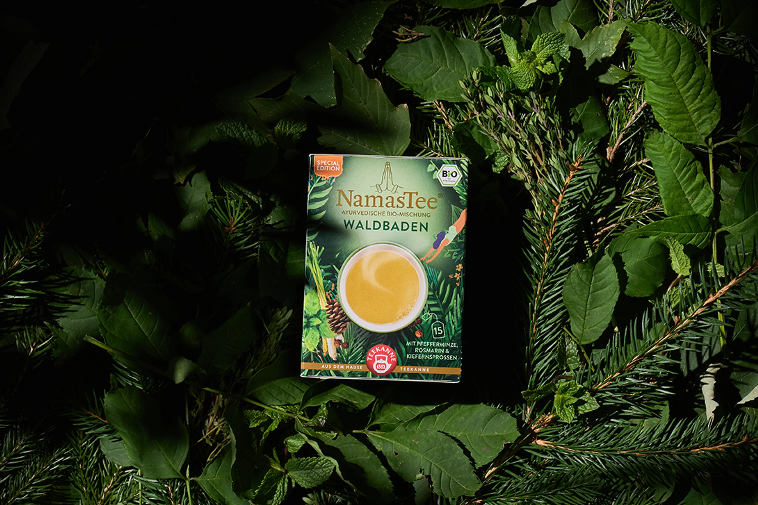 © Teekanne Blurred image background