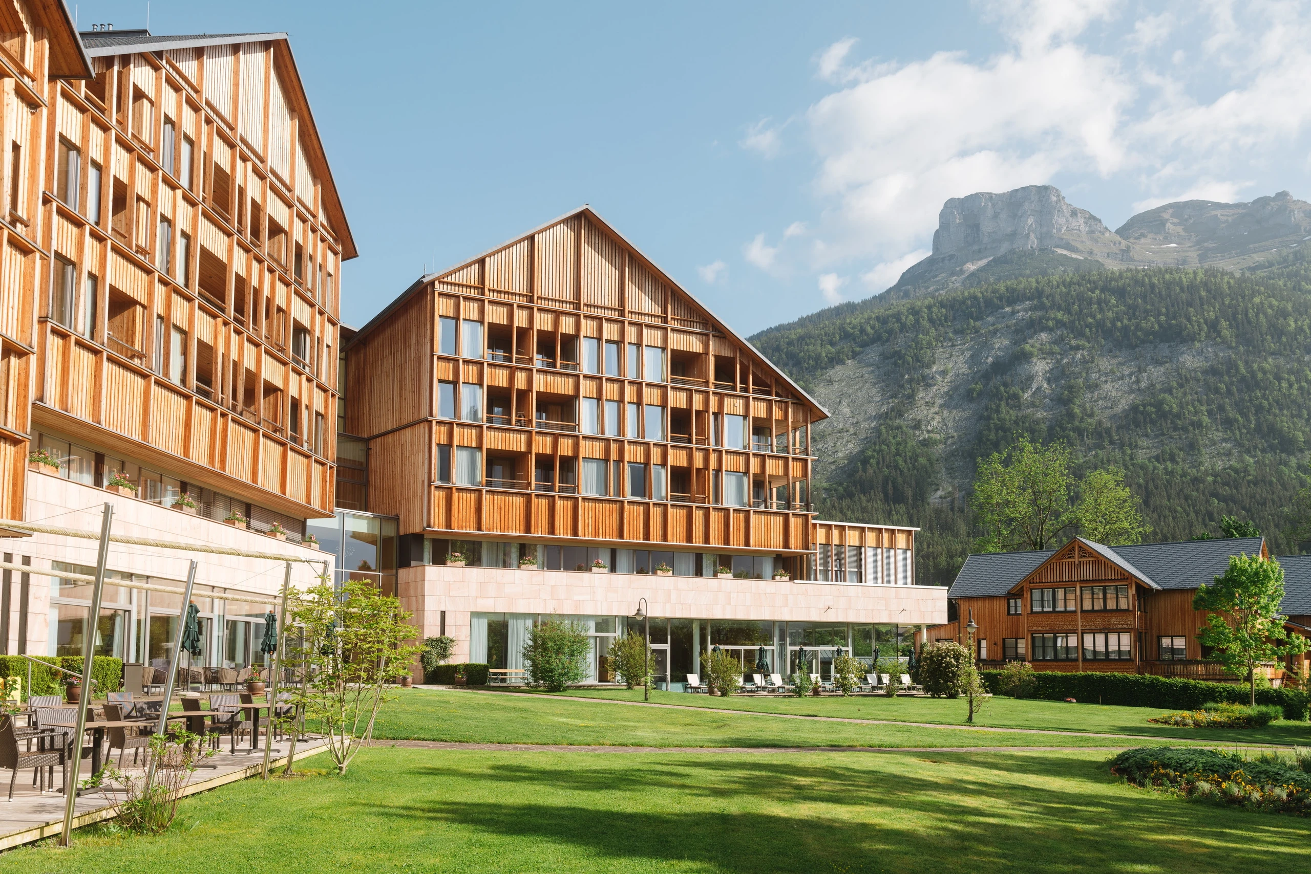 © Karl Steinegger Blurred image background