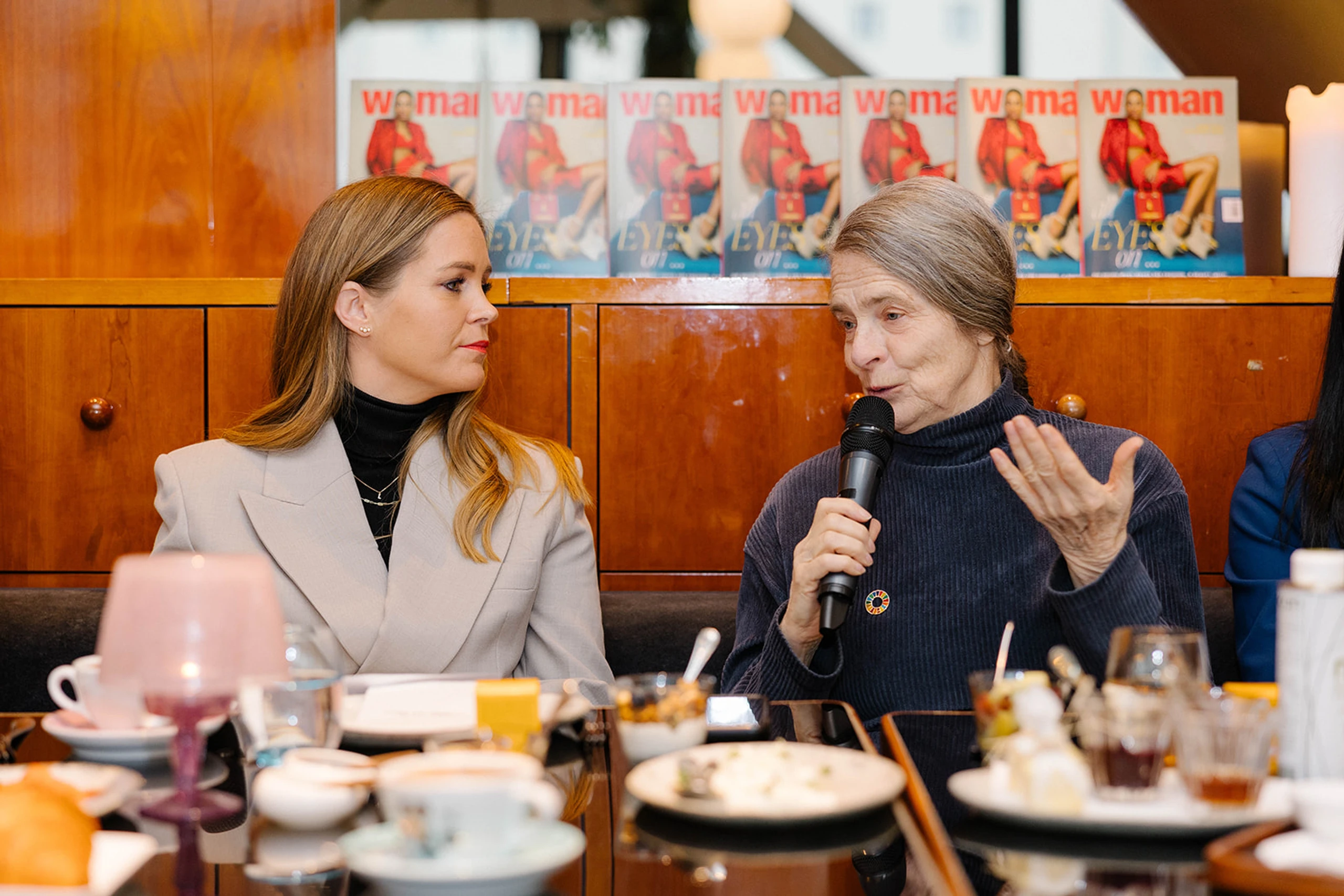 WOMAN-Chefredakteurin Melanie Zingl im Gespräch mit Meteorologin Helga Kromp-Kolb