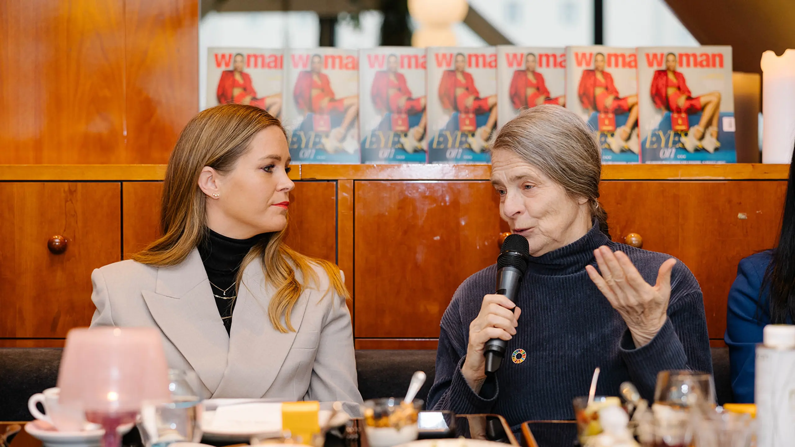 WOMAN-Chefredakteurin Melanie Zingl im Gespräch mit Meteorologin Helga Kromp-Kolb
