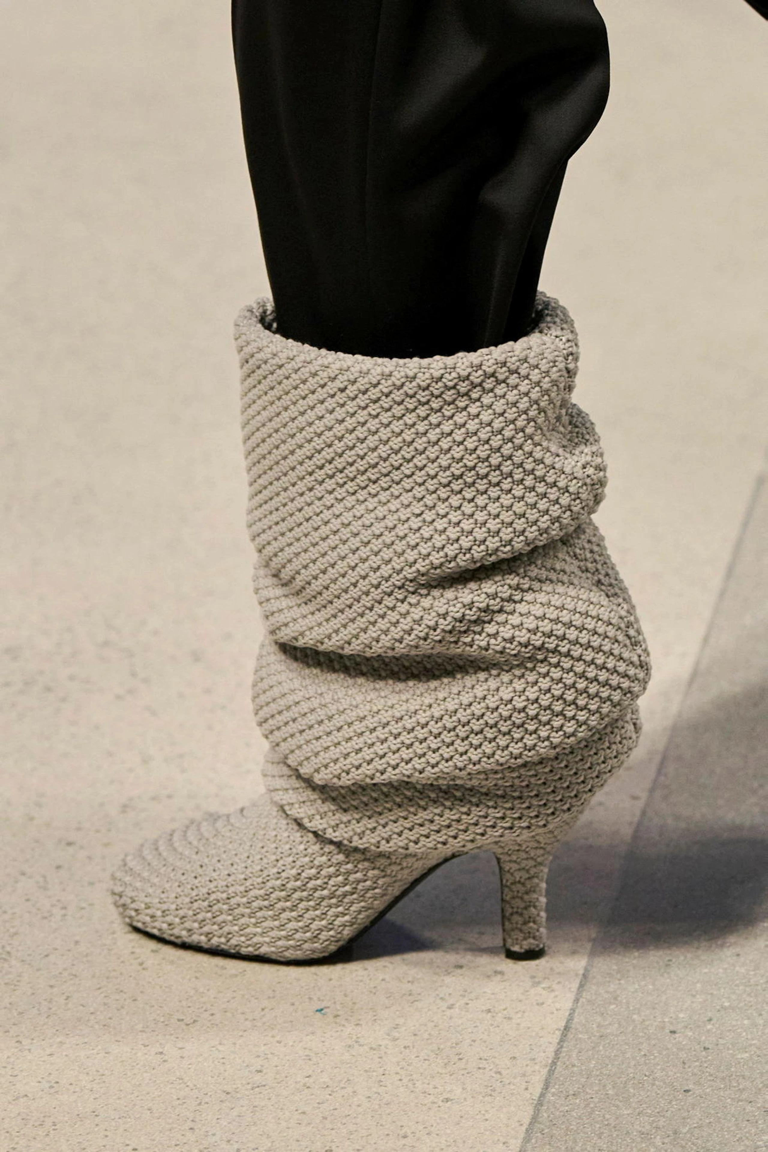 © Launchmetrics Blurred image background