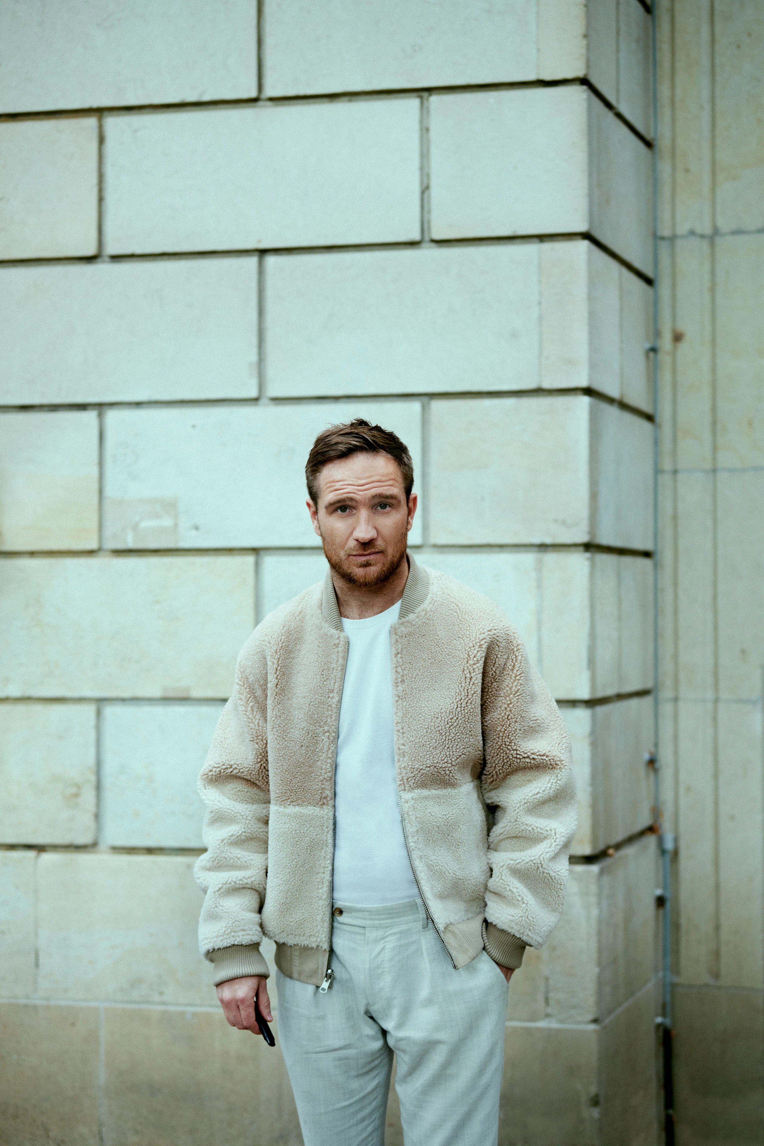 © Christian Hartmann Blurred image background